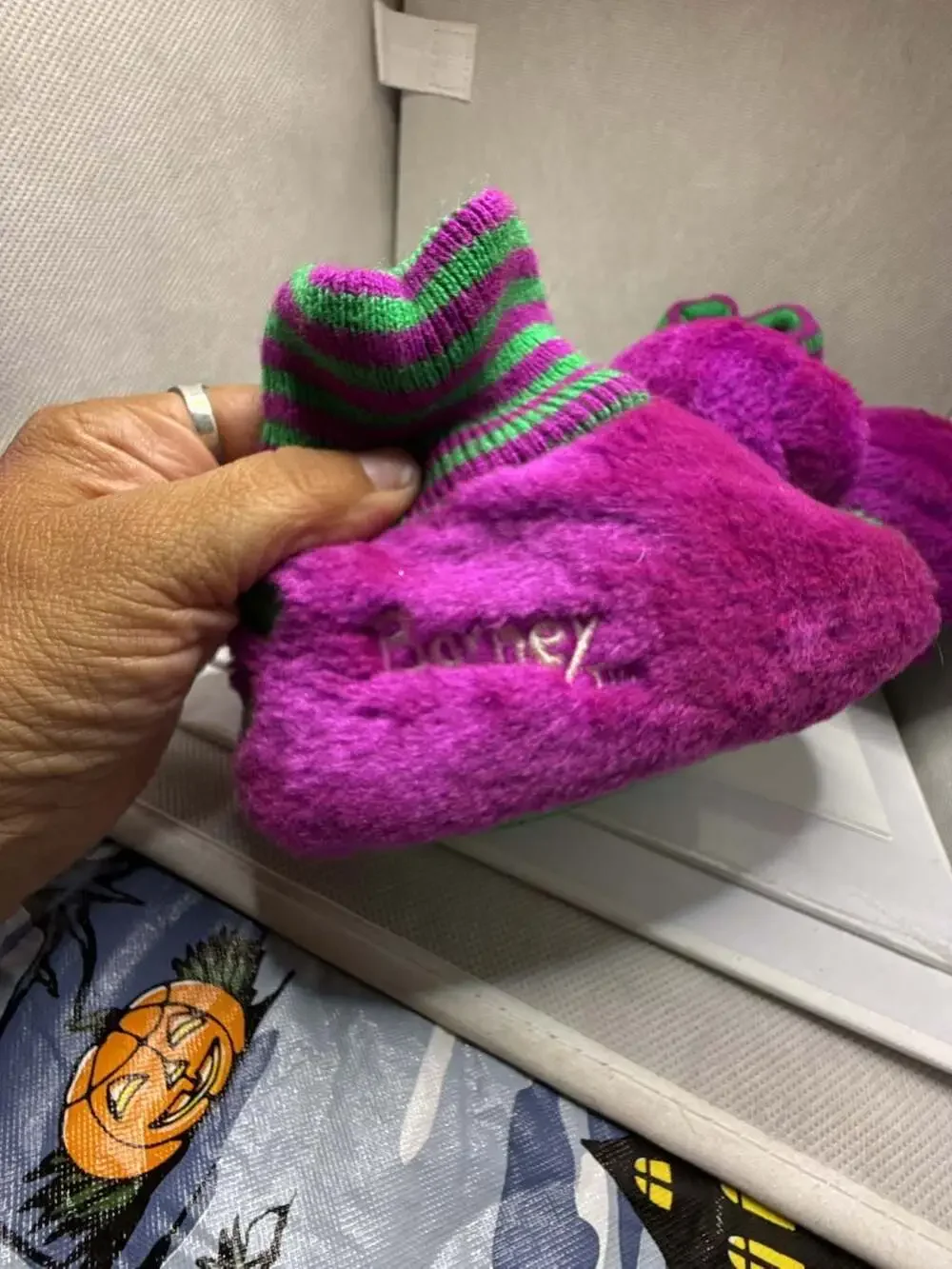Vintage Barney the Dinosaur Infant Toddler Size 1 Slippers 1990s